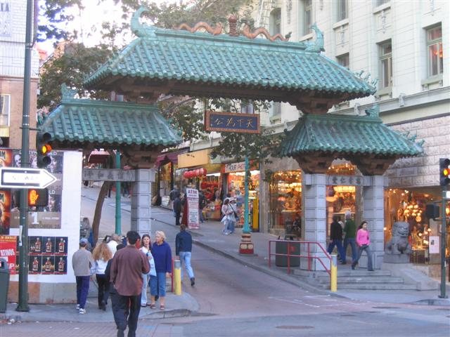 The gateway at the entrance to San Francisco's Chinatown.