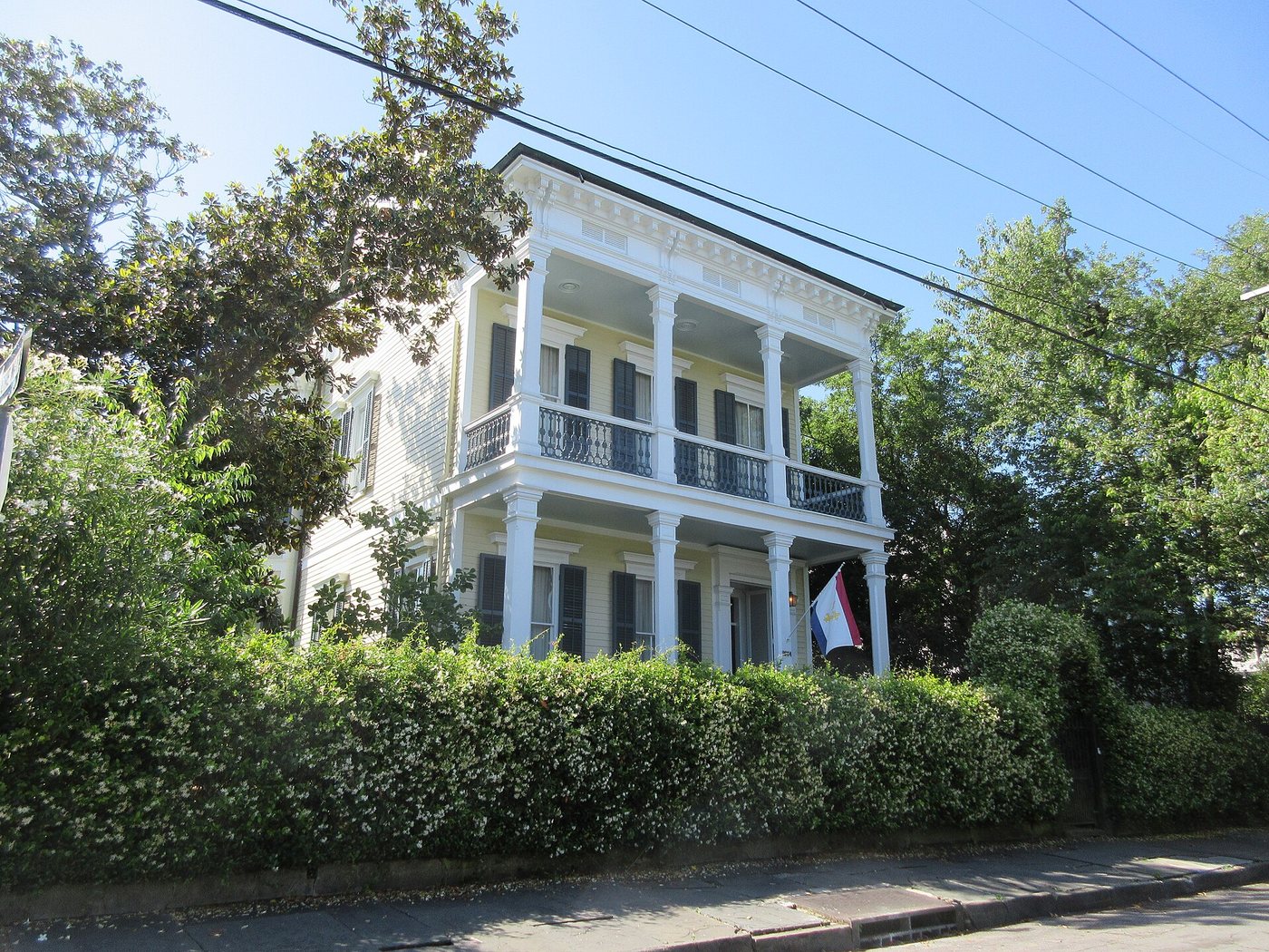 A house on Coliseum Street in the Garden District, New Orleans.