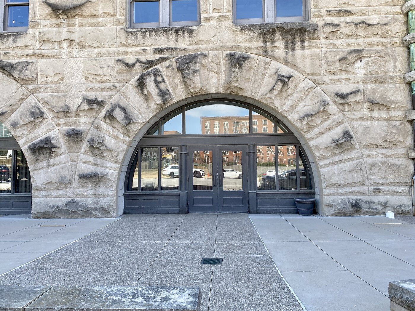 A stone entrance arch at St Louis Union Station.